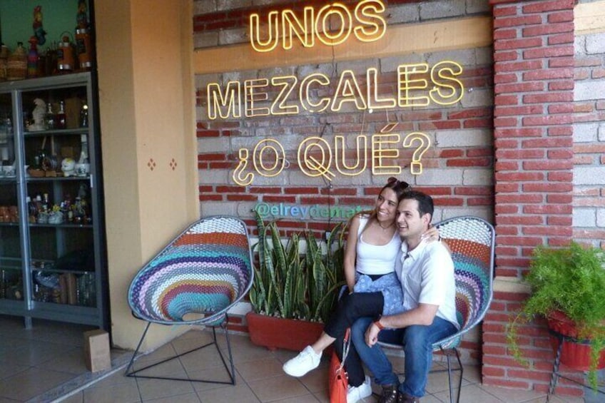 Private Family Tour including Mitla, Mezcal Factory and Natural Colored Rugs