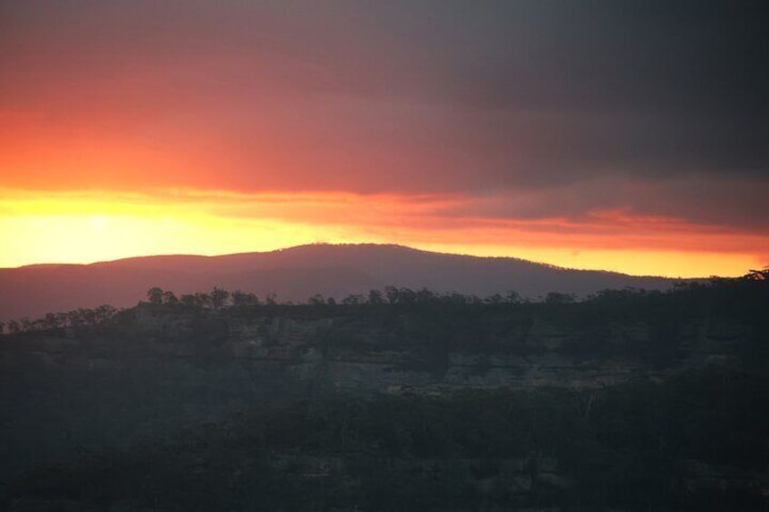 Sunset over Megalong Valley