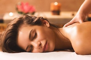 Registered Massage Therapist and Expert Skin Therapist