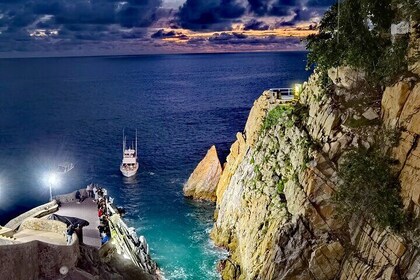 Different Versions of Sunset in "La Quebrada" High Cliff Divers