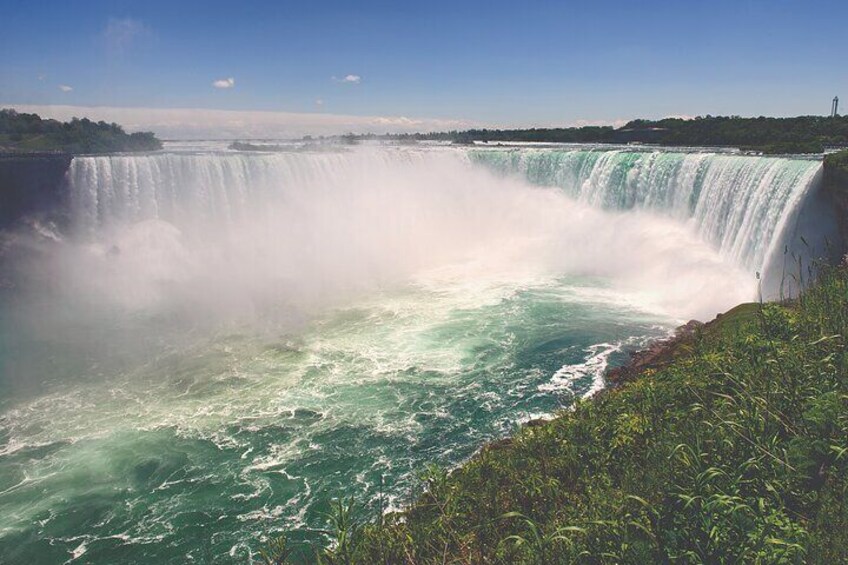 Toronto to Niagara Falls Tour: Boat, Journey Behind Falls & Lunch