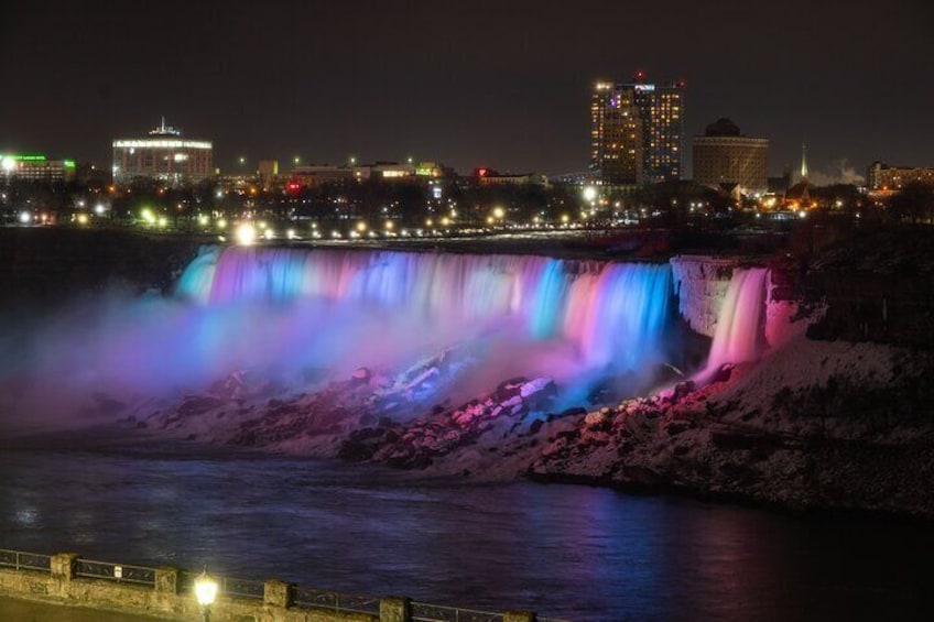 Niagara Falls Day and Evening Tour with Optional Boat & Dinner