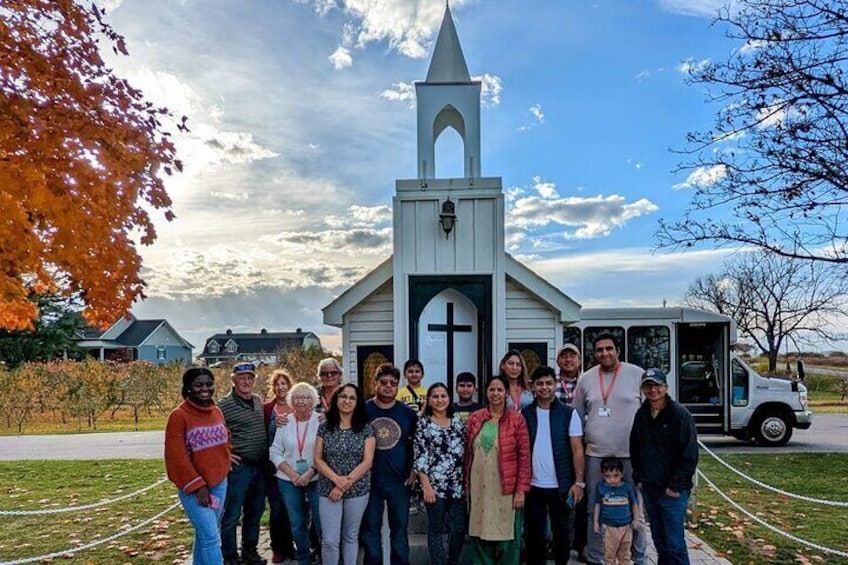 Luxury Bus tour stopover at the Smallest Wedding Chapel