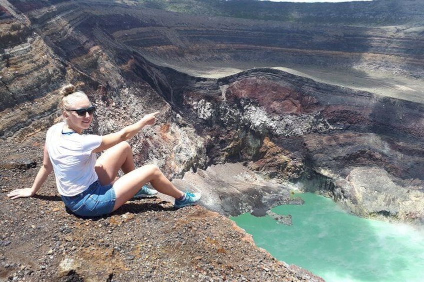 Ilamatepec ( Santa Ana ) Volcano Hiking Adventure + Lake Coatepeque.