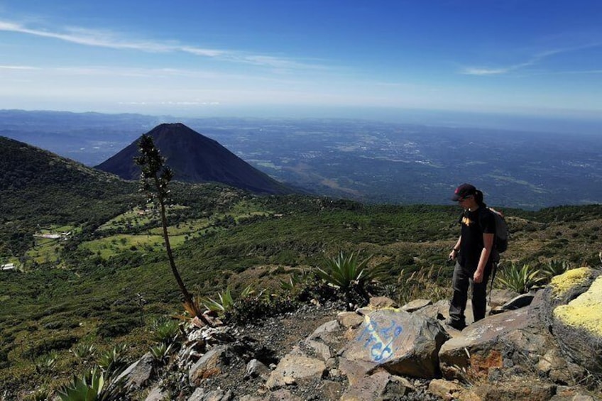 Ilamatepec ( Santa Ana ) Volcano Hiking Adventure + Lake Coatepeque.