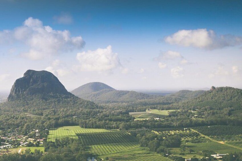 Glass House Mountains Abseiling Experience