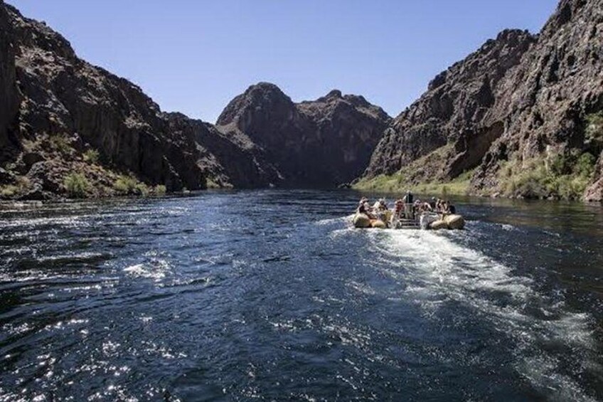 3-Hour Black Canyon Tour by Motorized Raft with Optional Transport