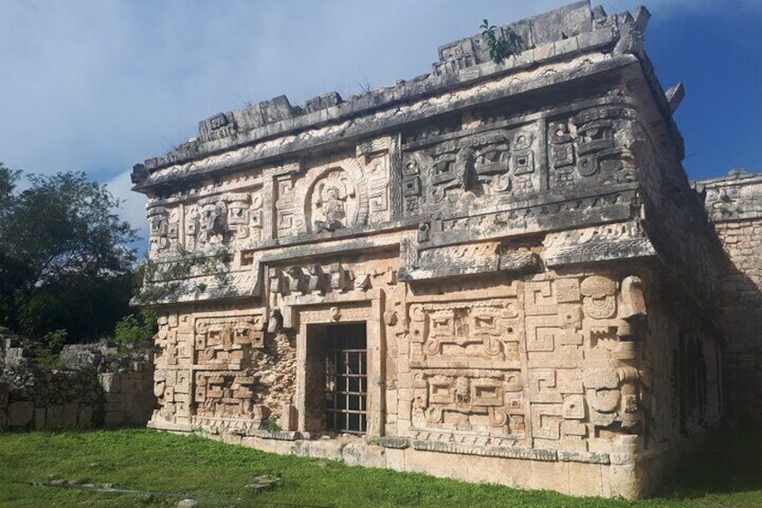 Private Chichen Itza, Cenote & Valladolid tour