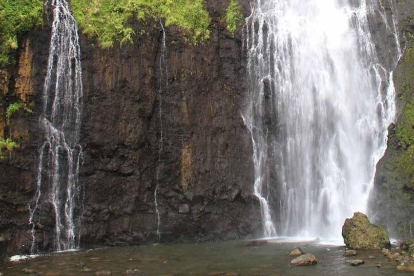 the waterfall of Faarumai
