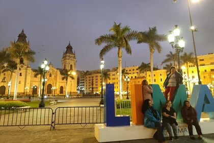 Lima by night including Catacombs & Water Show Tour