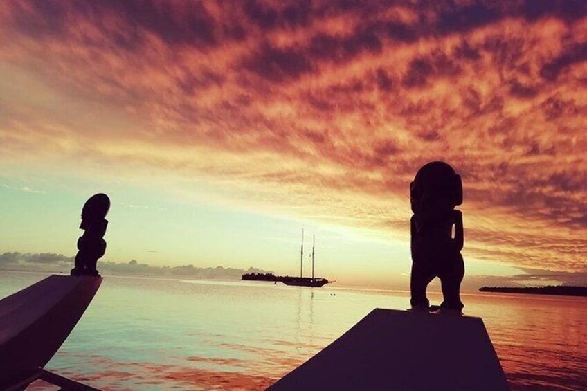 Bora Bora Lagoon Cruise Private Sunset aboard a Polynesian catamaran