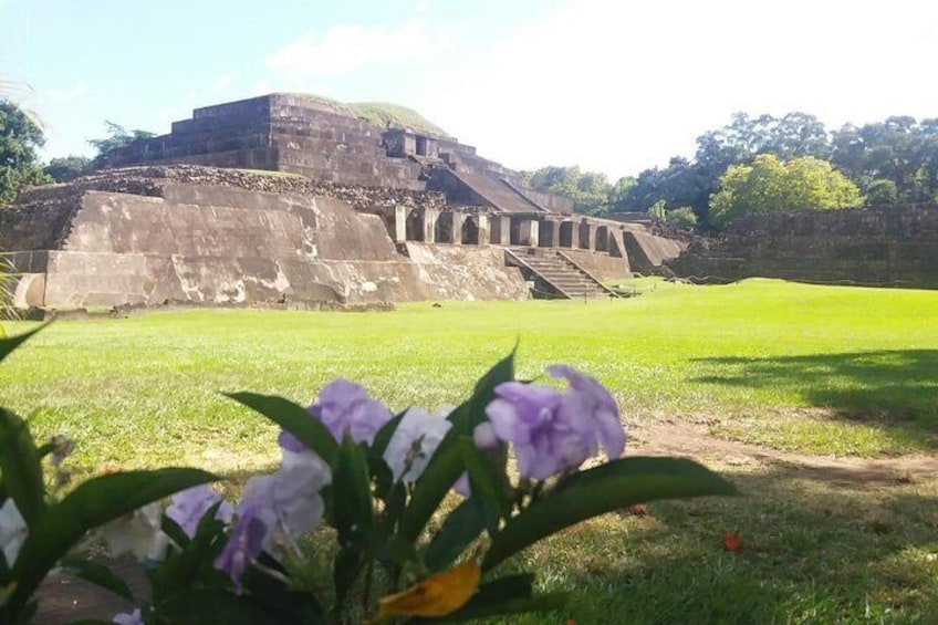 2 Different Sightseeing in 1 Day Tour - Volcanoes Park and Two Mayan Sites.