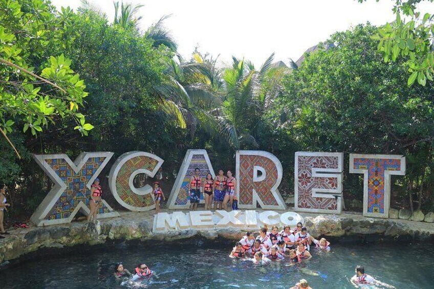 Xcaret Tour Plus with Buffete and Transportation only from Cancun