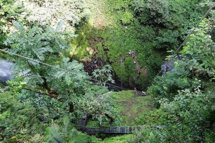 Full Day Class II-III Rafting and Zipline Tour from La Fortuna-Arenal