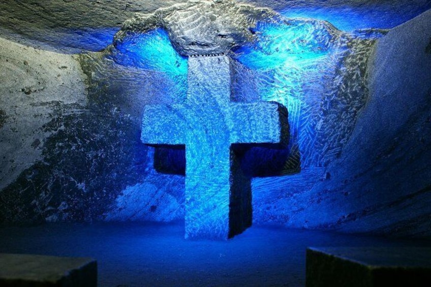 Cross inside the Salt Cathedral