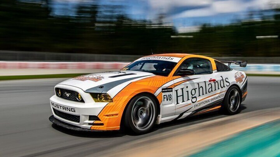 Mustang V8 U-Drive - Highlands Motorsport and Tourism Park