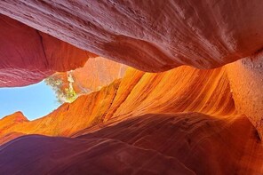 Slot canyon tours