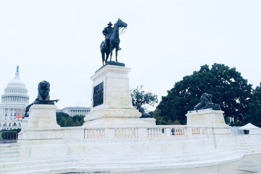 Washington, D.C. 4 Hour Day-Time City Tour.