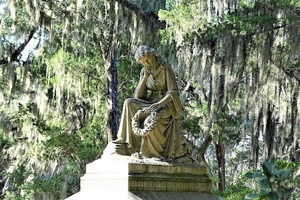 Wandeling door Bonaventure Cemetery met vervoer