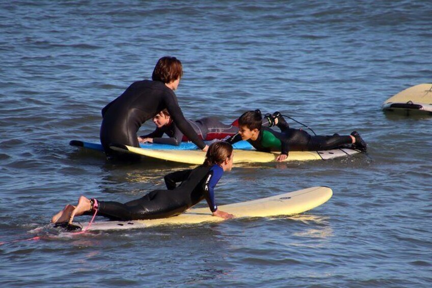 Surf lesson on Valencia beach