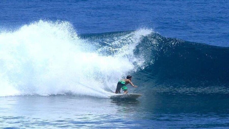 Surf lesson on Valencia beach