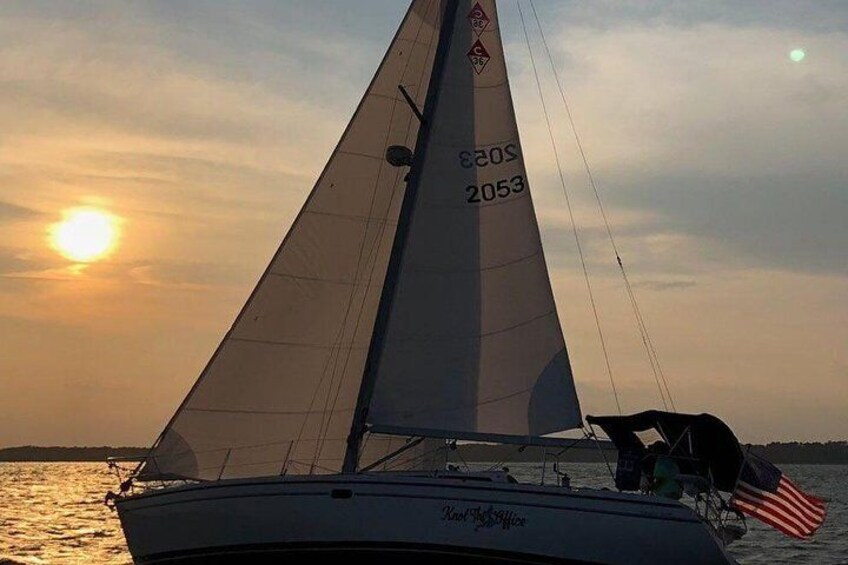 Private Hilton Head Sunset Sailing Tour with Dolphin Watching