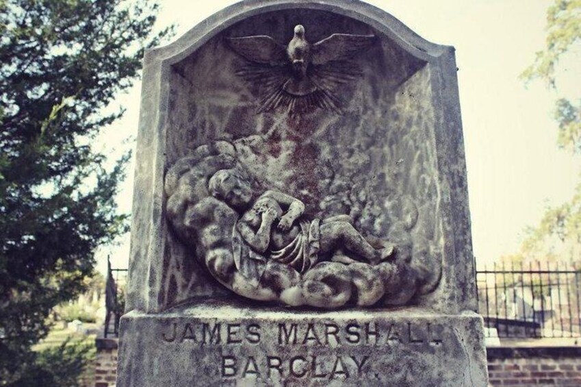 Savannah's Laurel Grove Cemetery Tour
