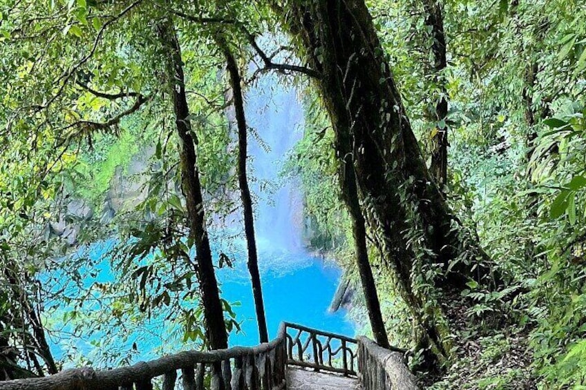 RIO CELESTE COMBO: River Tubing+Waterfall Hike+Animal Sanctuary