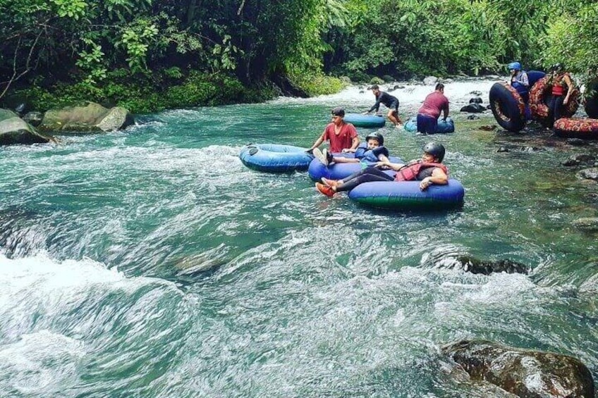 RIO CELESTE COMBO: River Tubing+Waterfall Hike+Animal Sanctuary