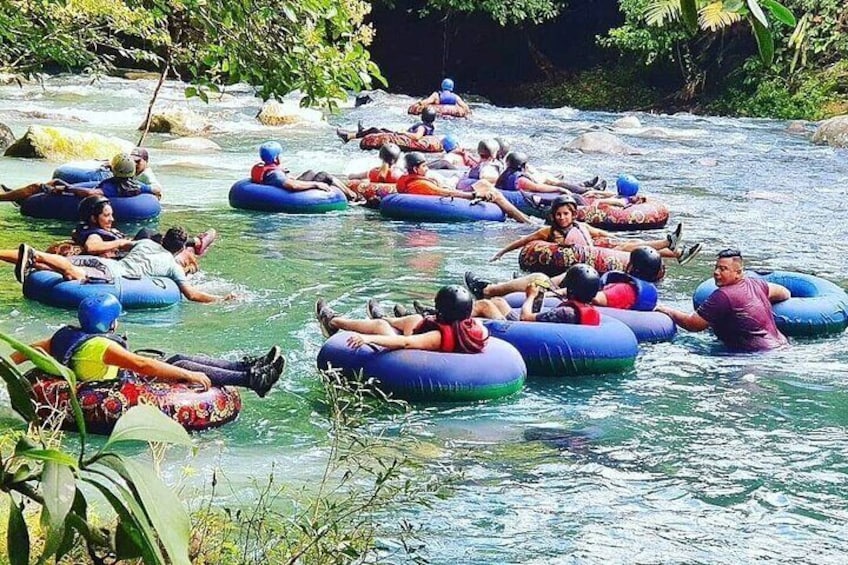 RIO CELESTE +TUBING (PRIVATE) : Wildlife+Lunch+Rain Forest+Waterfall+Volcanoes.