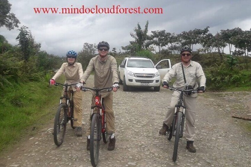 MindoCloudForest PrivateDayTour by Richard Hernandez-Customizable