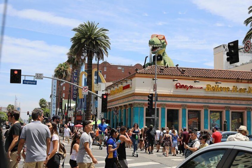 The busiest intersection in the world: Hollywood/Highland