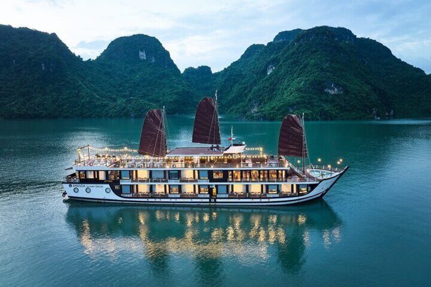 Amanda Cruise Luxury Halong Bay and Lan Ha Bay 2 Days Tour