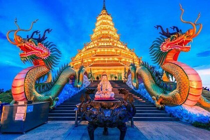 Private Tour: Incredible Temples of Chiang Rai