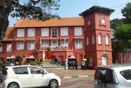 Malacca Day Tour (Price based per car)