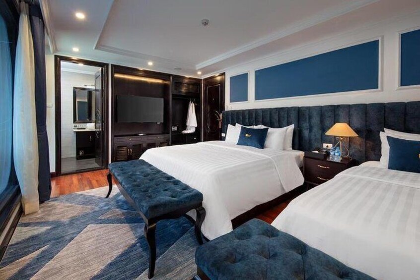 6 stars cruise 3d-2n: biking,BBQ, golf course,cave,transfer, meals,kayak,pool