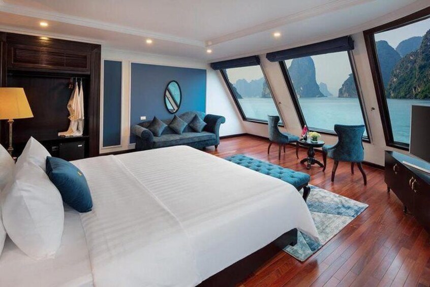 6 stars cruise 3d-2n: biking,BBQ, golf course,cave,transfer, meals,kayak,pool