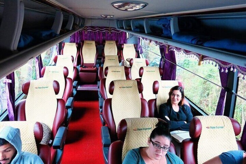 Sapa Limousine 28 Seats Bus From Hanoi To Sapa Or Return
