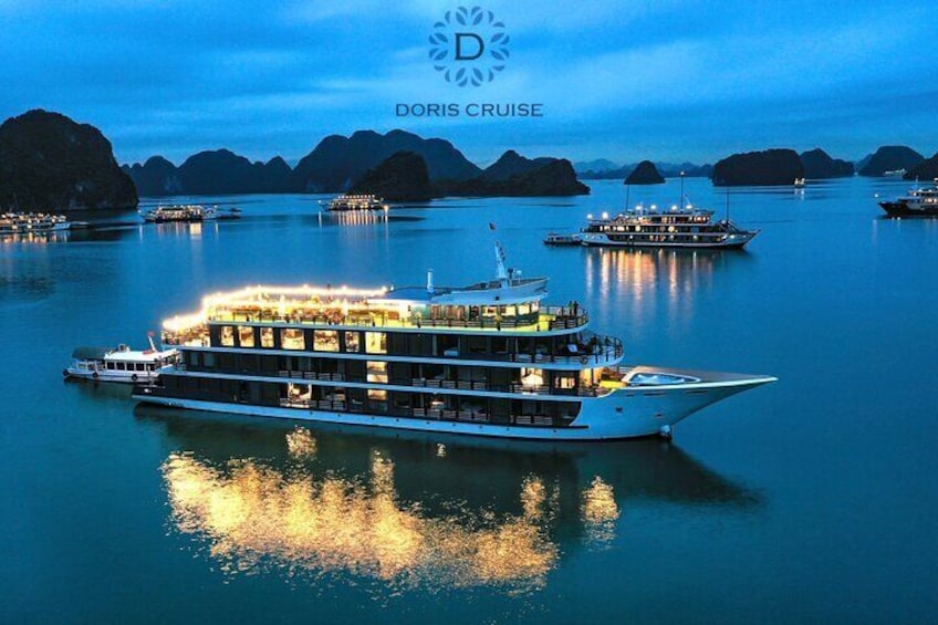 Doris Cruise - Luxury Overnight Cruise in Halong Bay & Lan Ha Bay (2D1N )