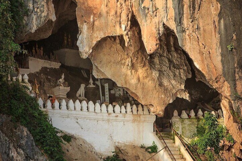 Private Tour: Pak Ou Cave and Kuang Si Waterfall Tour from Luang Prabang