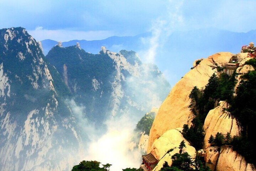 Xi'an Huashan Mountain Adventure Day Tour