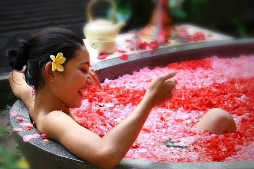 Traditional Bali Massage Lulur & Spa Treatment 2 Hours