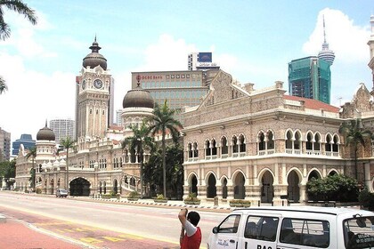 Tour de medio día: Tour por la ciudad de Kuala Lumpur incluyendo el río de ...