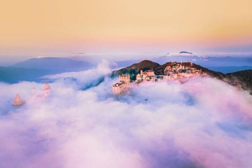 Venus Travel - Ba Na Hills - Golden Bridge