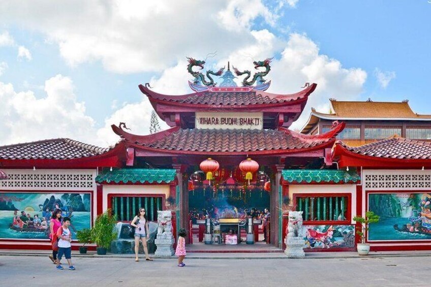 Tua Pek Kong Temple