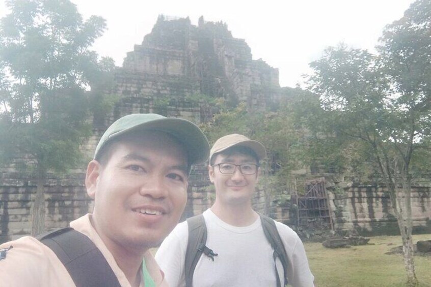 Private Preah Vihear and 2 Temples Guided Tour