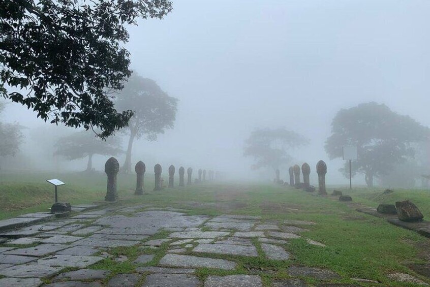 Private Preah Vihear and 2 Temples Guided Tour