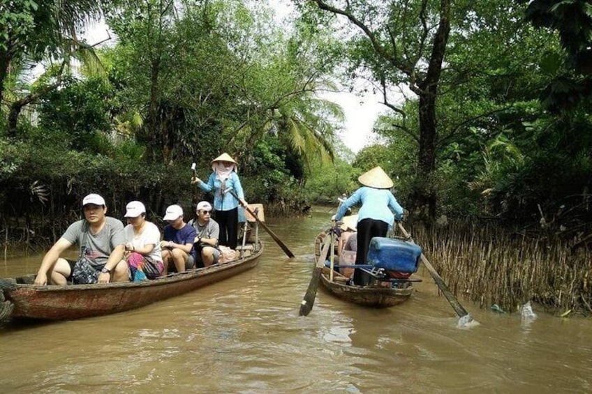 Mekong Delta with a Chocolate Factory Visit (Cai Be - Vinh Long) - 1 Day