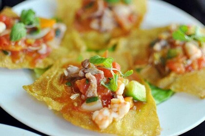 Avond Culinaire reis door de oude binnenstad van Hoian met deskundige lokal...