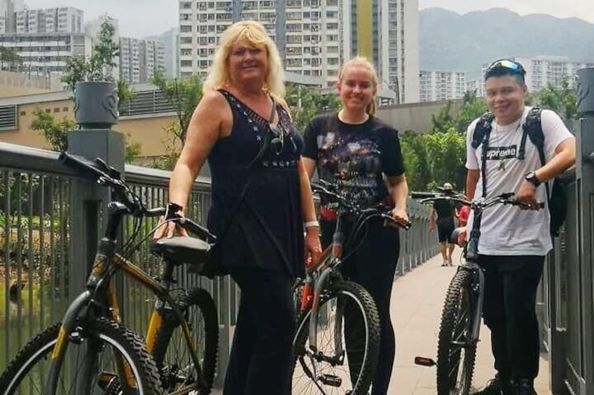 Hong Kong 4-Hour Heritage Bike Tour - Culture & Food